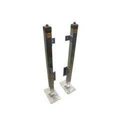 ShoreMaster Adjustable Lift Screw Legs