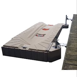 ShorePort-Parallel to Freestanding Dock - Calm & Moderate Water Configuration ShoreMaster ShorePort - Parallel to Freestanding D