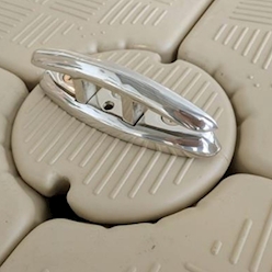 CANDOCK PIN WITH FOLDING CLEAT -  BEIGE - C03-0000